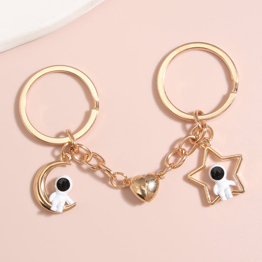 Love Magnet Astronaut Keychain Hangings 613bec58 576a 4063 aade 5797944665bf