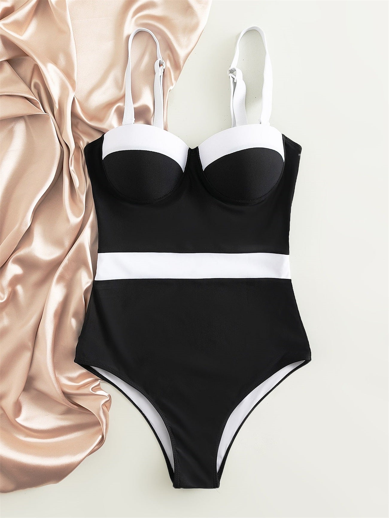 Push Up Contrast Color Fashion Bikini One-piece Swimsuit 62ef397f 5d8f 4c5b af2e d4bb9dc1207b