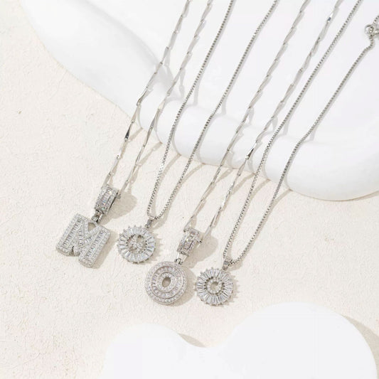 Full Diamond Rock Candy 26 Letter Pendant Necklace Copper Inlaid Zirconium Round Flower Letter Suit 633ef601 e78c 4361 82c2 c