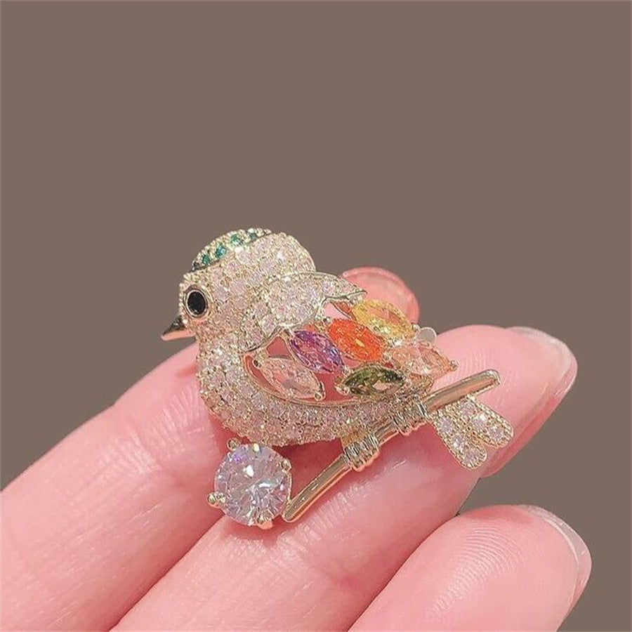 Full Diamond Animal Magpie Bird Brooch 634c047e 3a6f 4ea2 8faa 5e90c7716791