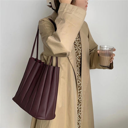 Color Series Pleated Simple Literary Handbag 6550a825 3eda 4e93 8a5f 04d6a31b07f3