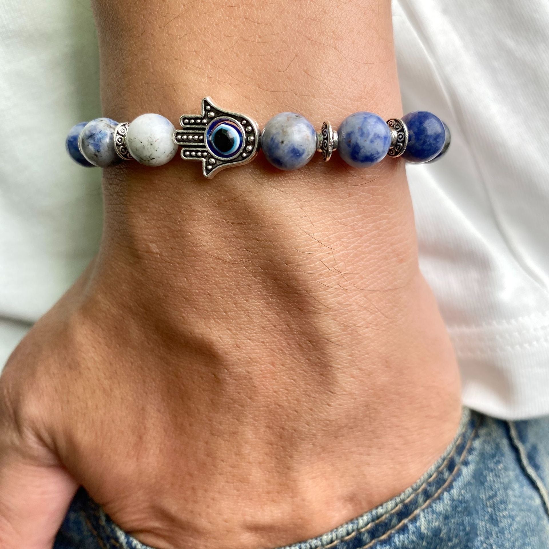 8mm Palm Eye Volcanic Stone Elastic Line Yoga Bracelet - HD Wireless Product #1