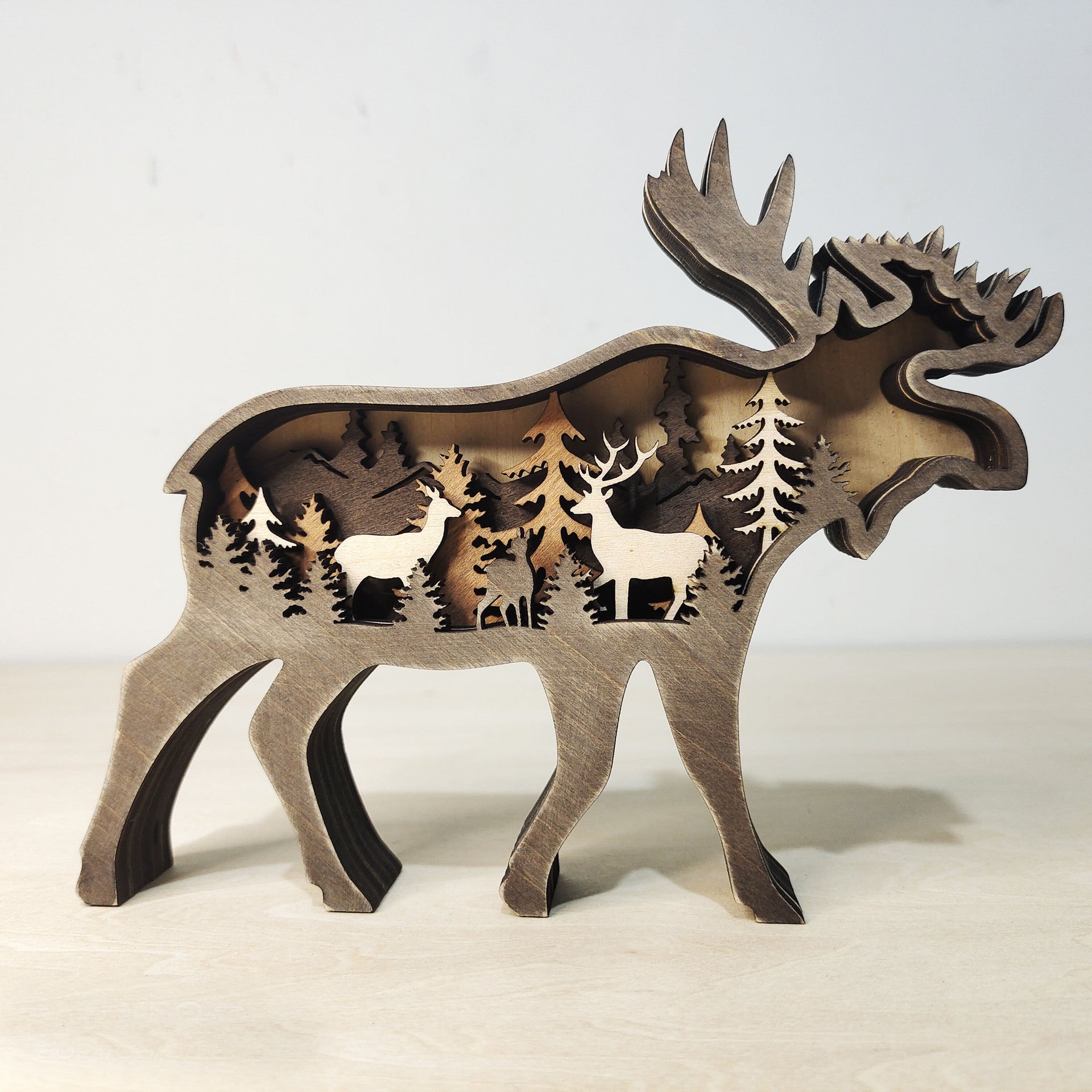 Christmas Decoration Wooden Animal Carving Handcraft Gift Wall Hanging Sculpture 3D Bear Deer Elk Art Decor New Year Ornament