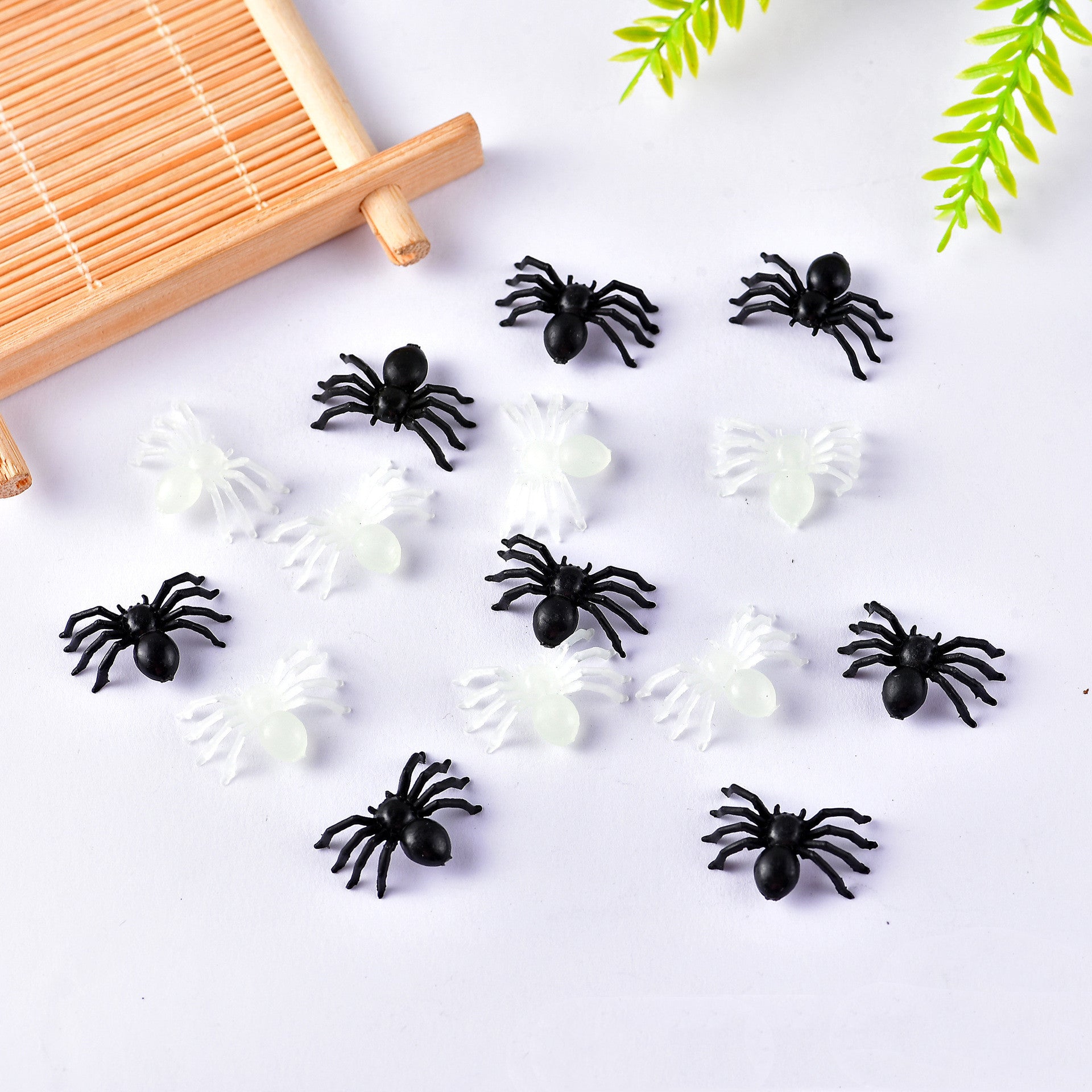 Small Toy Black Plastic Toy Spider 68306516 06d1 479b 941e f17af7d375b0
