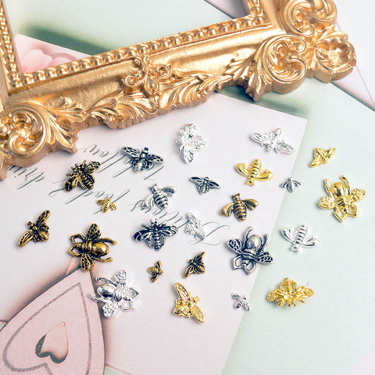 Japanese Style Nail Ornament Little Bee 68508a35 0a58 431b 8968 02e4ca97f91b