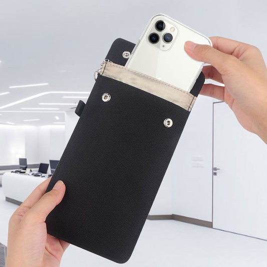 Car Key Shield Bag Vertical Model In Square Shape 68d1012e 1a32 4178 8aea 559c684edac8
