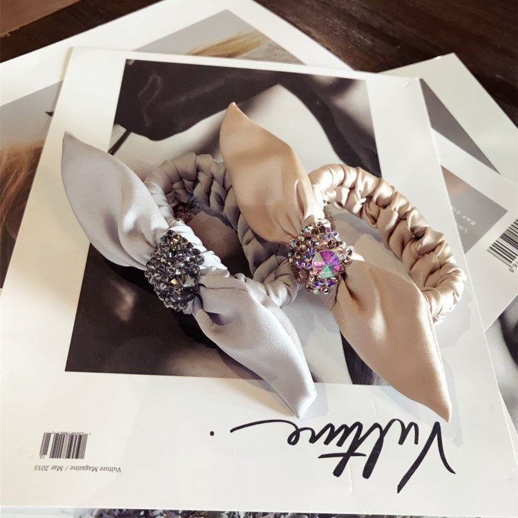 Rhinestone-Encrusted Super Bow Hair Rope 6b77d9cb 0cec 45f0 b73a f6670f895cb7