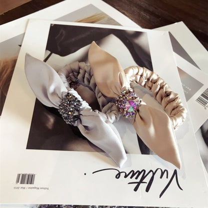 Rhinestone-Encrusted Super Bow Hair Rope 6b77d9cb 0cec 45f0 b73a f6670f895cb7