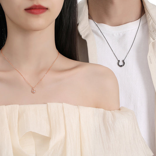 Couple Necklace For Men And Women 6ceb5da7 e30c 4502 a489 c91b7d6ba920