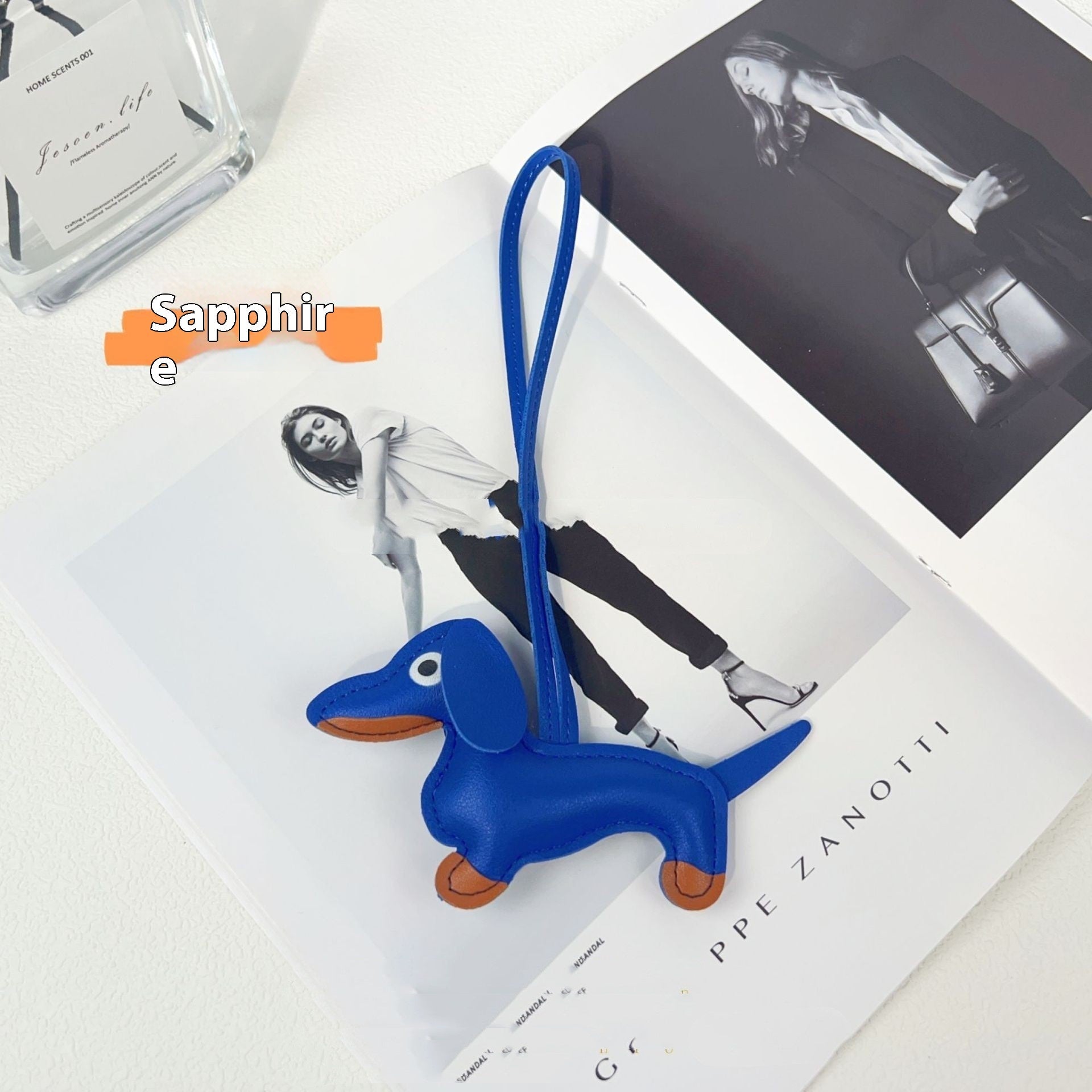 Sausage Dog Carrying Strap Bag Ornaments 6e4f6162 06b6 4a1e 82d1 cbba214436cd trans