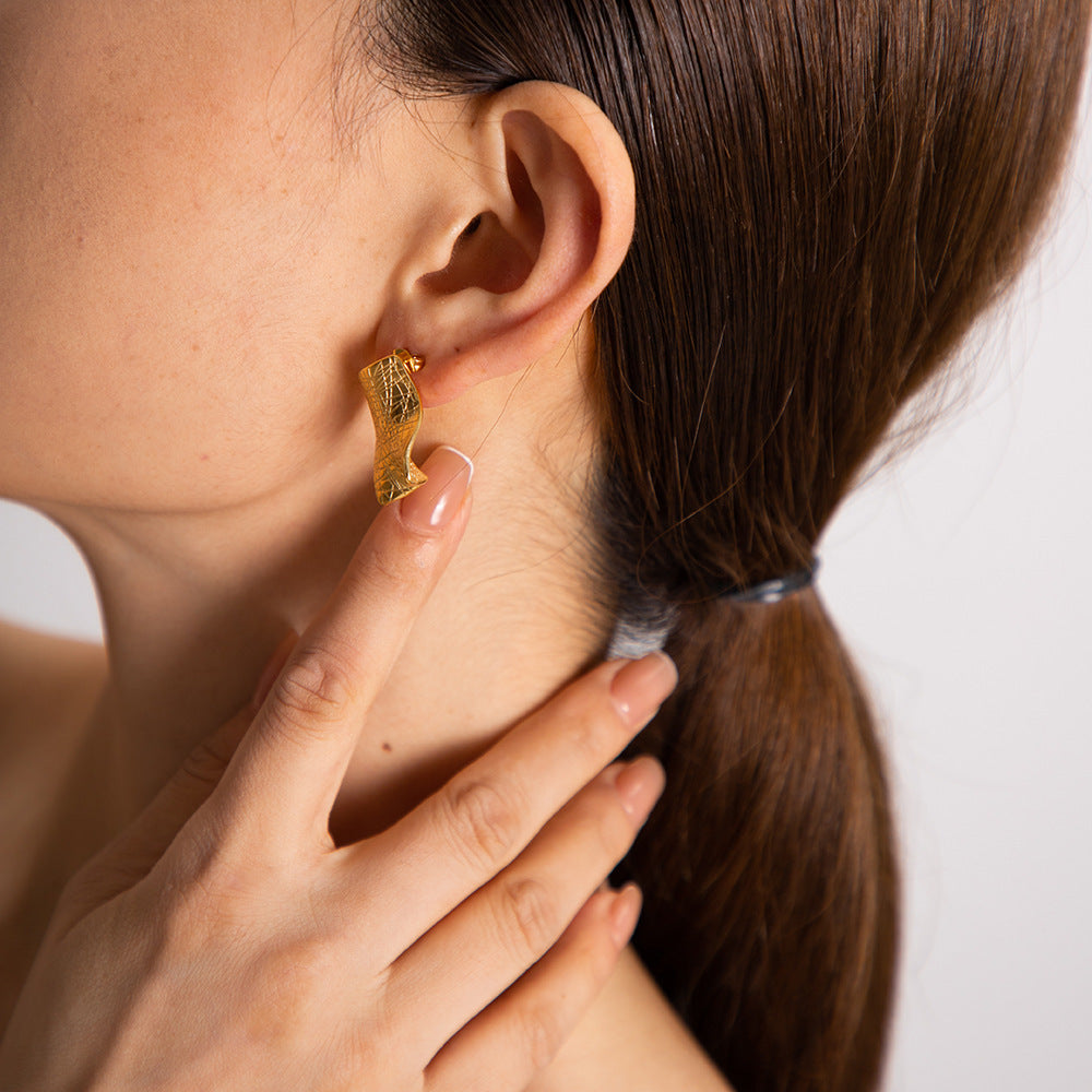 Celestina Creased Gold Sheet Earrings 6e5e35f7 18e6 4c40 80a5 c18a99946dc4