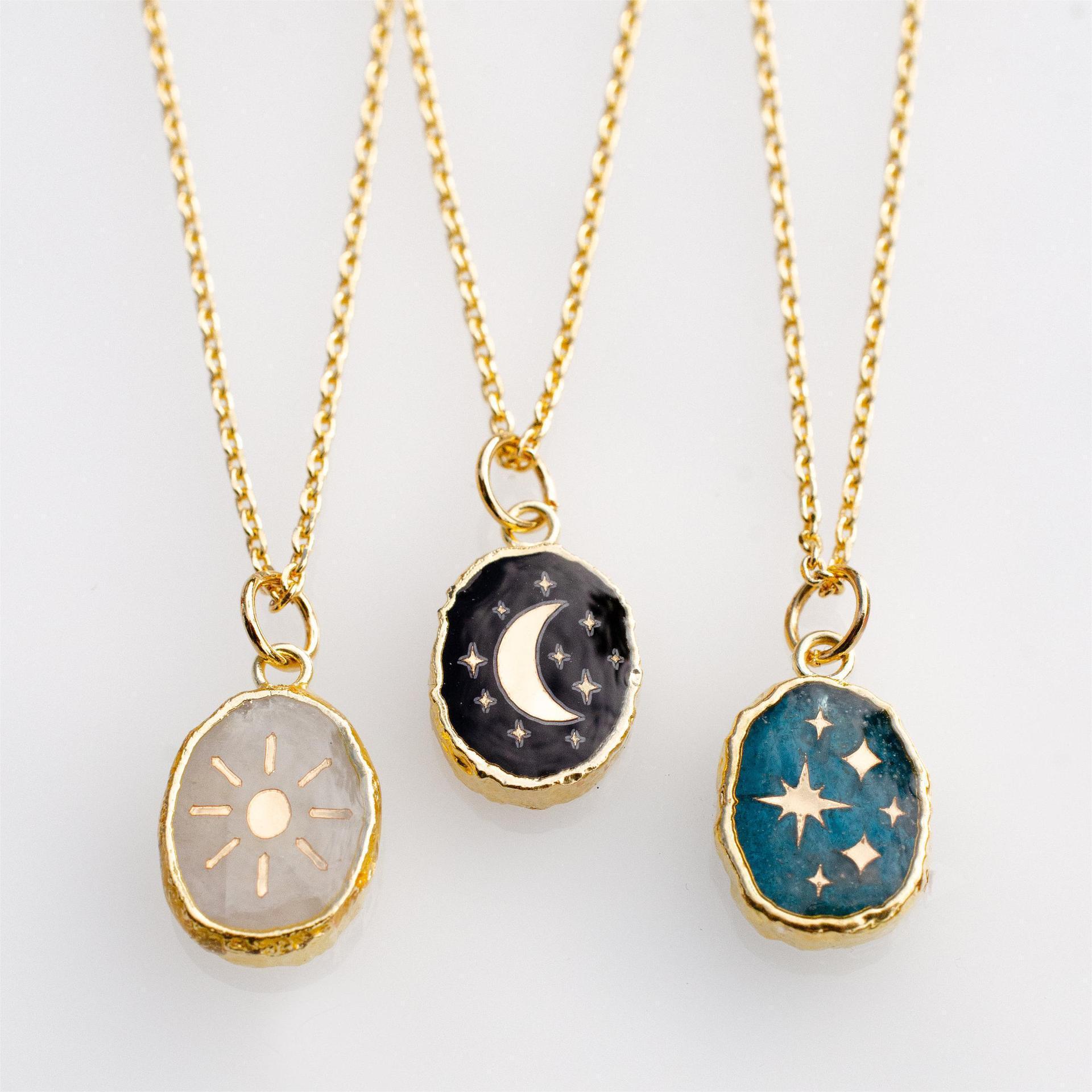 XINGX Sun Moon Natural Stone Carvings Necklace 6e9dde5d 6e76 4ad9 90d5 d10923ae93f3