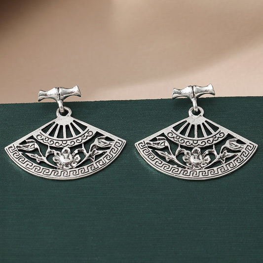 Retro Hollow Fan Classical Pattern Silver Stud Earrings 6ed242f6 391b 4c4c 9cd8 09b887beb103