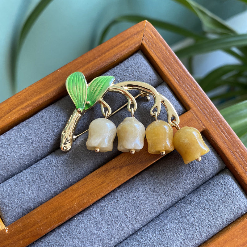 Natural Golden Jade Glass Berry Lily Of The Valley Brooch 7105888a 93b5 48d5 b559 9f2c7b03a78e