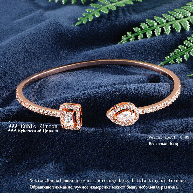Simple And Exquisite Bracelet With Micro Inlaid AAA Zircon 72b010e3 3863 4e91 b698 fb1036cebaf3