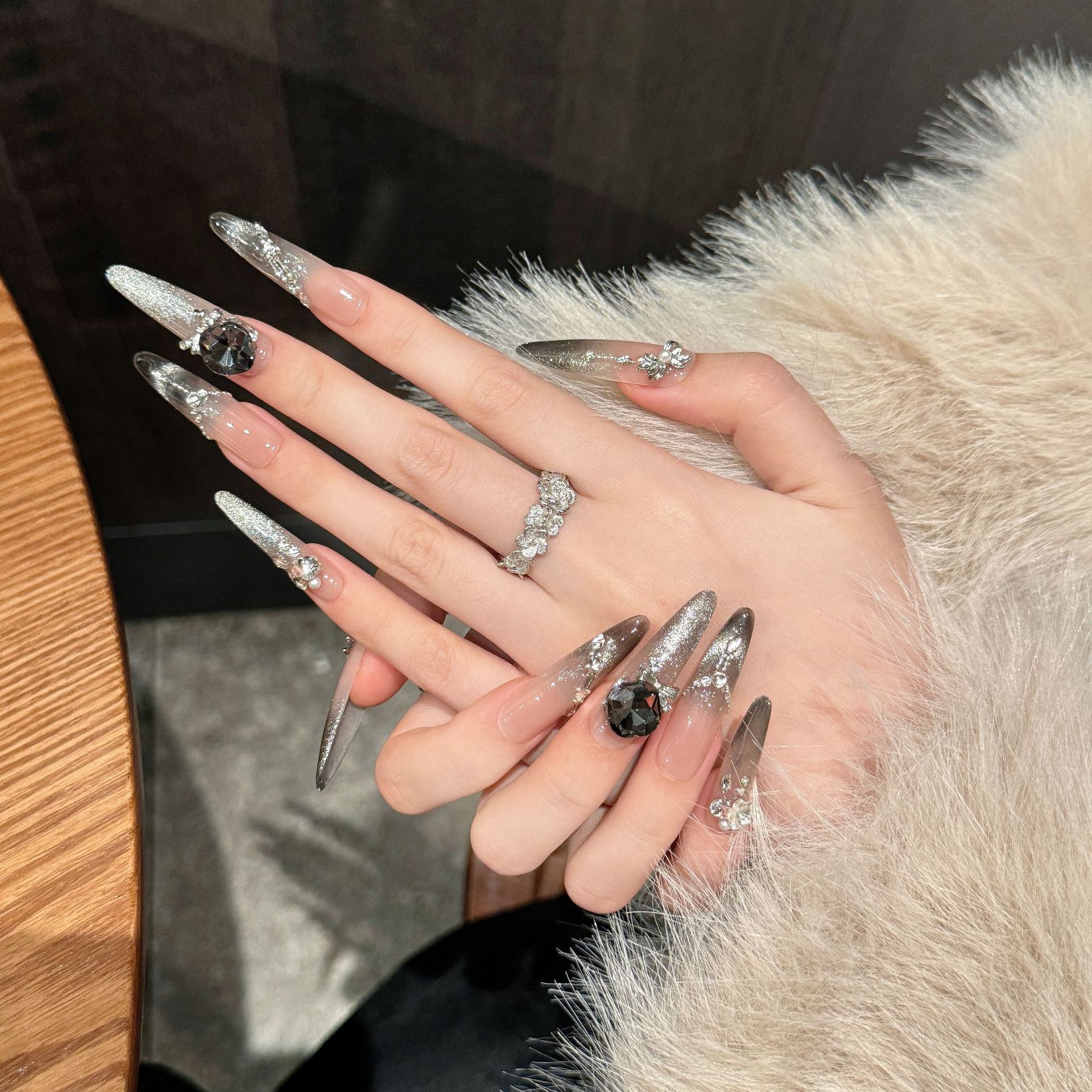 Autumn And Winter Gradient Cat Eye New White High-grade Wear Armor 7612ee25 c327 4425 b31c 88151e116fc0