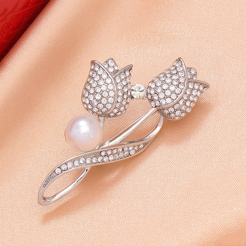 Luxury Suit Suit Sweater Brooch Pin 762db367 5a9c 41f2 af90 3fd7041d77a7