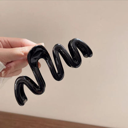 Dopamine Girl Shark Large Hair Clip Female Temperament 76454a3a 438b 40c5 88a4 50189ccf838d