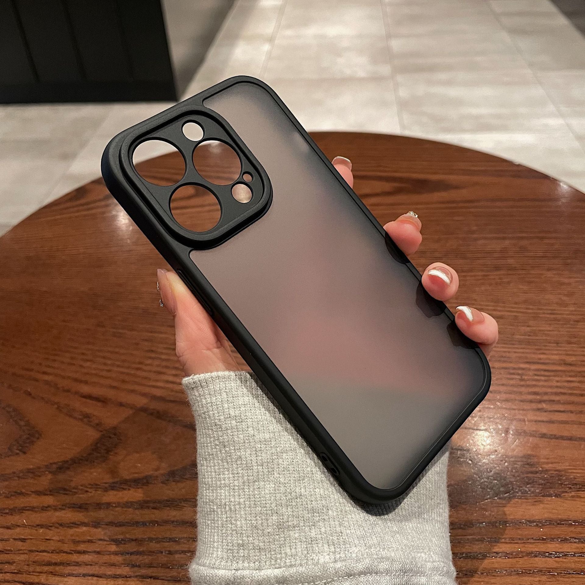 Magnetic Wireless Charging Phone Case 78173303 d2b8 4d1f 9208 69de0aa45734