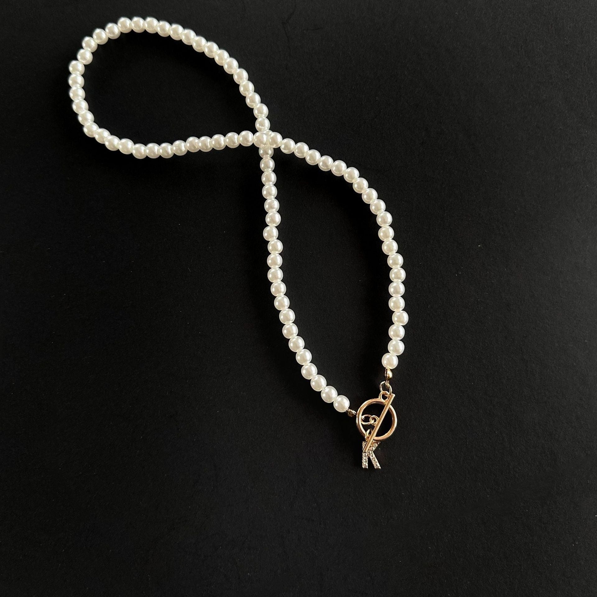 Pearl Chain OT Buckle Inlaid 26 Letter Necklace Ornament 784f993f 3d3c 41e4 b61a e24b383779d5