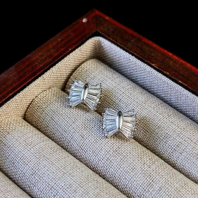 Simple Micro Inlaid Zircon Short Design Ear Studs 7a9a8fb6 658c 4f20 8dcc 3b31cbb26180