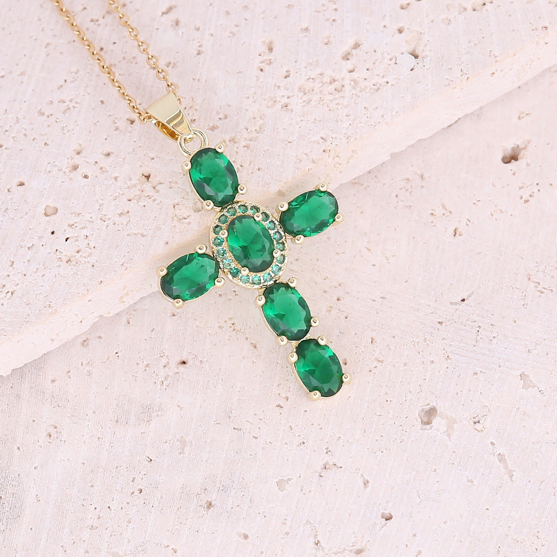 Copper Micro Zircon-laid Necklace Multicolor Cross Pendant Hip Hop Necklace Clavicle Chain 7afa143b b69d 4b14 a8ea 2e5a867d97