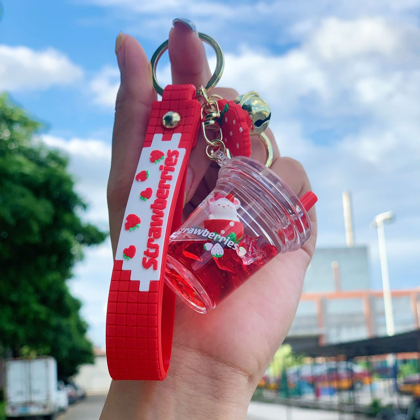 Floating Strawberry Bear Oil Key Chain Pendant 7b39ccb8 7c69 4598 863b eee832ea83c5