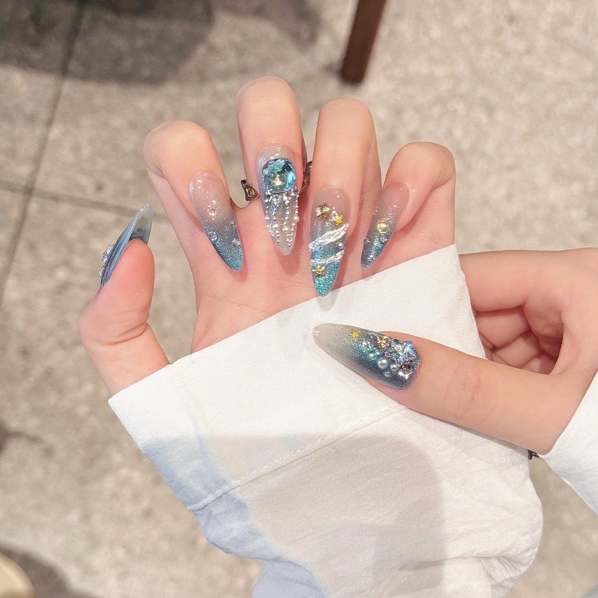 Angel Feather Haze Blue Gray Cat Eye Fairy Shiny Manicure 7bf8f7d7 315b 47d3 a6e8 ba299f3beb26