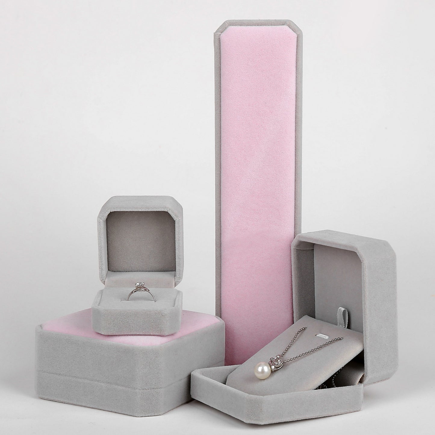 Jewellery Box Bracelet Ring Flannel Storage 7ca39e49 7890 4fd8 9a0f 32d99170b462 trans