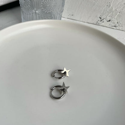 Special-interest Design Female Couple Hip Hop Earrings 7d5e8709 f29a 4ac5 b795 0c35aa7229b0