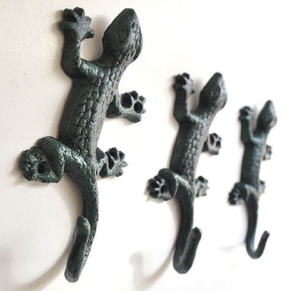 Wrought Iron Gecko Hook American Cast Iron Garden Hook 7dd619c7 6efd 4cf9 aa97 b8e820cfea81