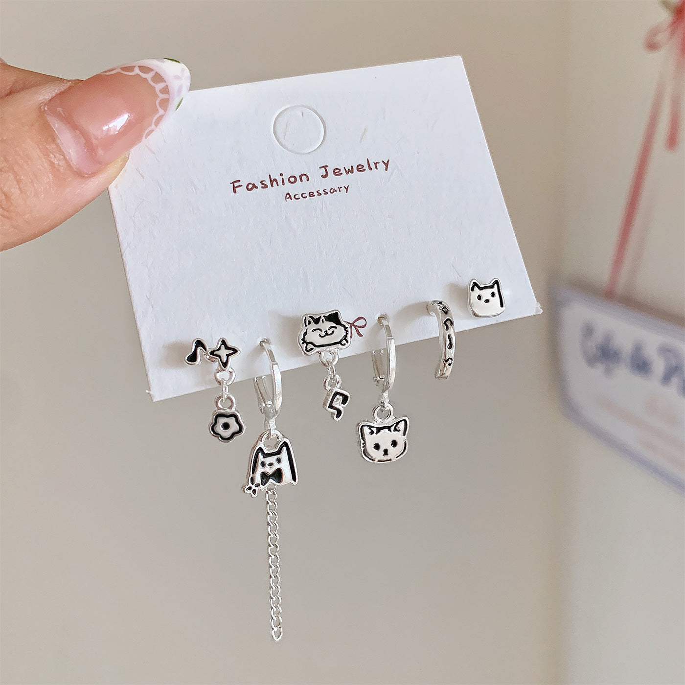 Minimalist Personality Love Butterfly Ear Clip Suit Female 7eb931e2 4ec9 42ff b34f 237a85914ffa
