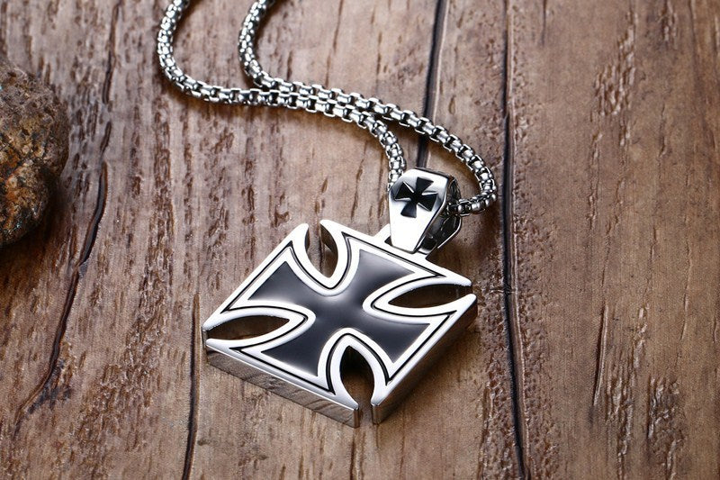Black Epoxy Knights Templar Pendant 841868679655