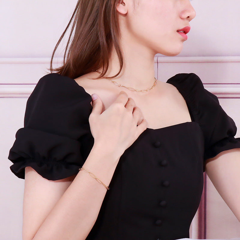 European And American Style Fashion Simple Titanium Steel Oval Ring Clavicle Chain Necklace 85f68a4b 6b65 4a78 80e7 de4feaf20