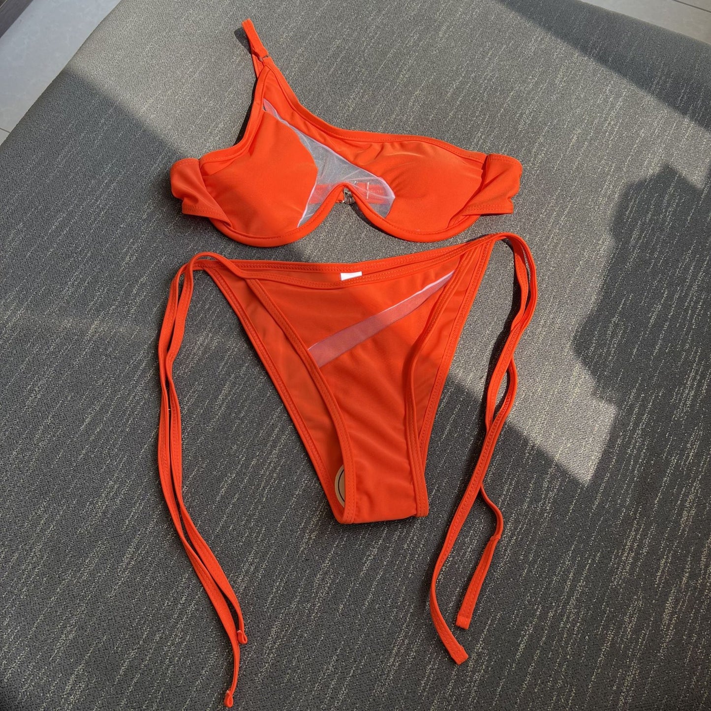 Women's Fashion Split Swimsuit Bikini 86f46c29 2433 495c 8a95 a2036293e2ee