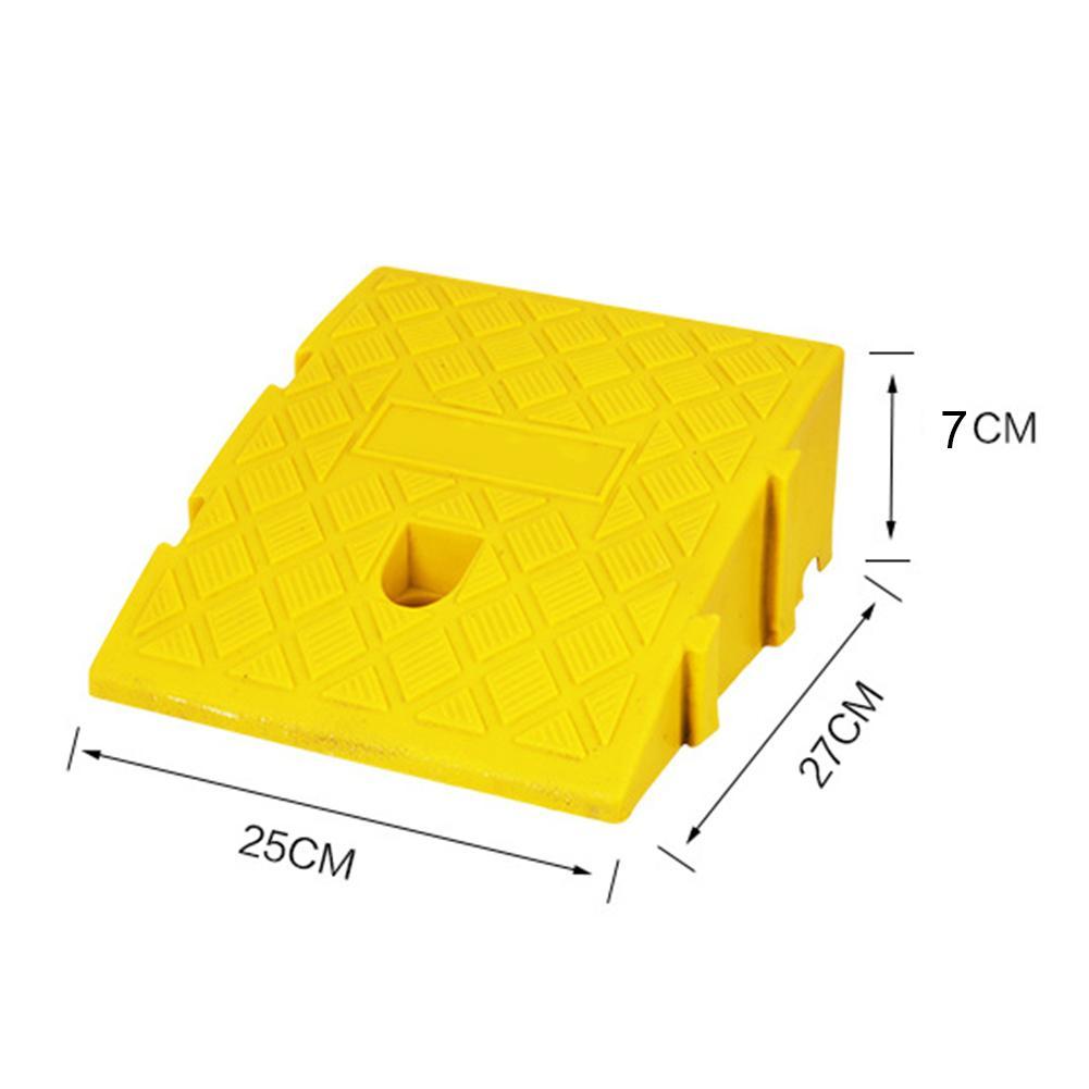 Plastic Car Climbing Uphill Threshold Pad Triangle Pad Speed Bump 87510b17 8055 4037 ab24 c4ba9fc059b7