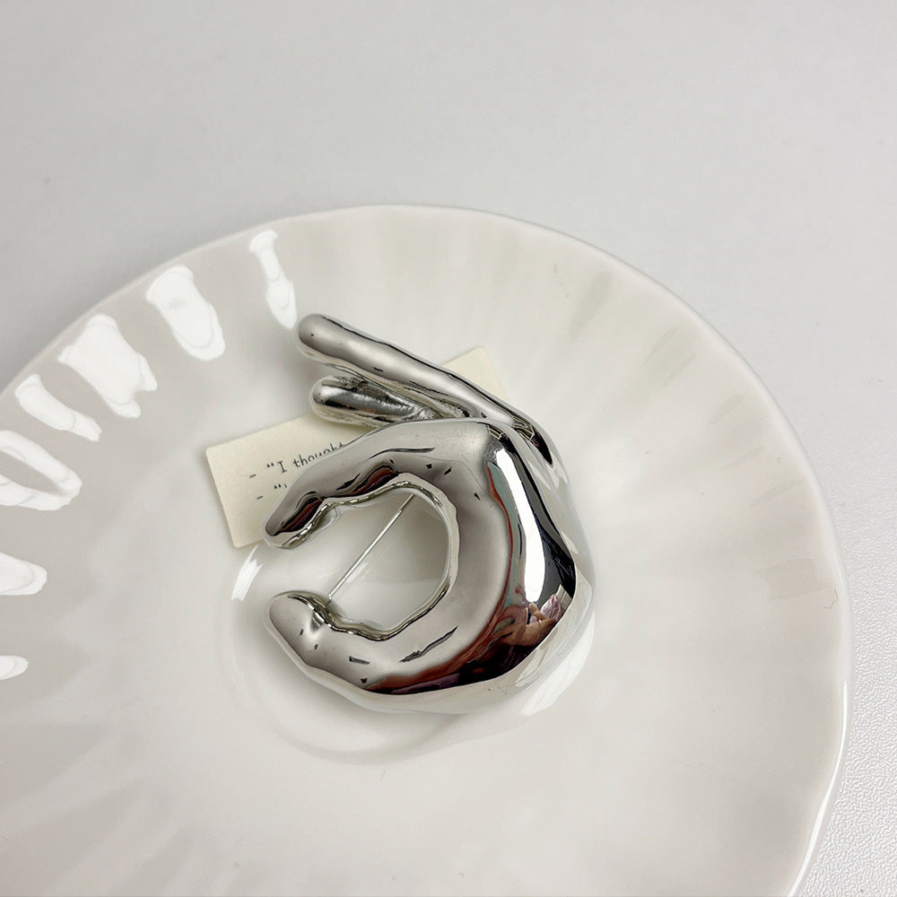 Metal OK Gesture Brooch Fashion All-match Pin Clothes Accessories 87b0b5ed 0f35 4773 8383 b2ade6c1caeb