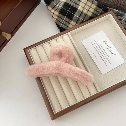 Large Plush Gripper With Elegant Temperament 8ad47c95 a3fe 403f b529 e8968e4915a6