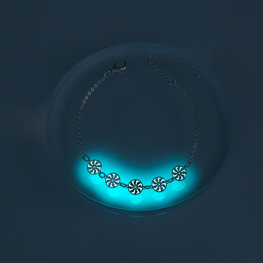 Silver glow-in-the-dark cyclone bracelet 8c5fb432 7ac1 4b36 89d4 b16fda29df12
