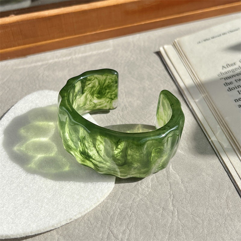 Irregular Geometric Transparent Resin Bracelet 8cdc8bb1 3670 4d9f 9878 d28808597464