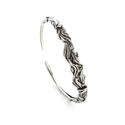 Crater Design Bump Bracelet Fashion 8ce51bd5 787b 4b74 a87a b0f6ce04be81