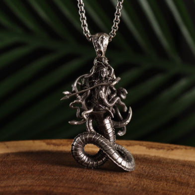 European And American Men's Ladies' Pendant Necklace Ornament 8d838b07 2290 45a0 805c 49eb832d3c01