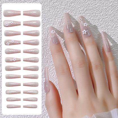 Fake Nail Patches Hand Wearing Art 8ea7e61c 0a60 4d6d b258 fb2b504558c6