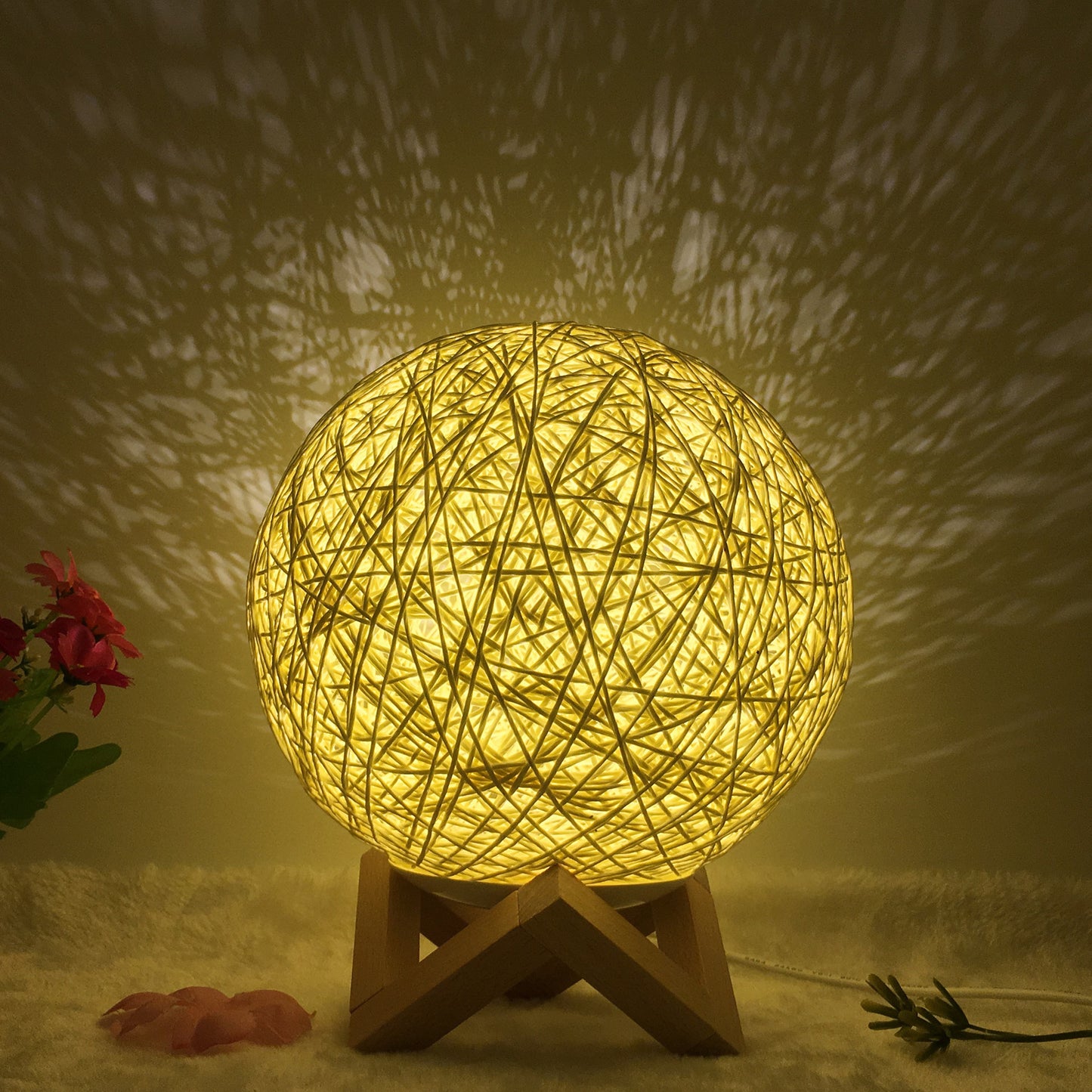 Amazon Hot Selling Creative Linen Table Lamp Novel and Unique LED Intelligent USB7 Color RGB16 Color Remote Control Rattan Ba