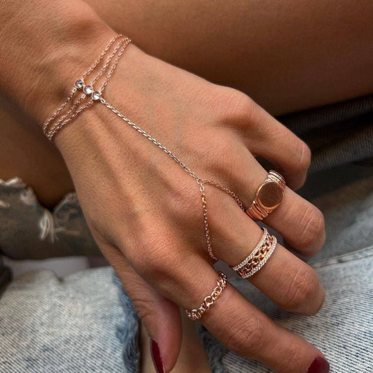 Round Zircon Finger Chain With Three Layers 9085576c 5b6a 4934 a50c fa886c36297b