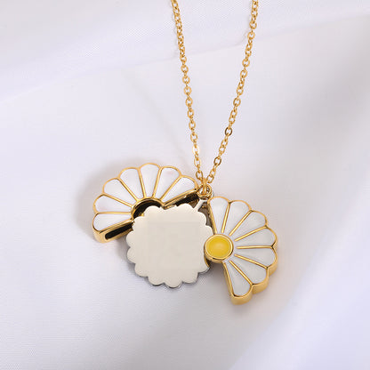 Daisy Stainless Steel Blank Inscription Necklace SUNFLOWER Gold Pendant Drop Oil Chrysanthemum Necklace 909caa2d 2e65 475b ad