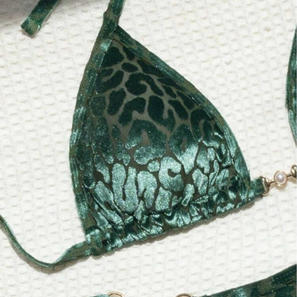 T-shaped Pearl Leopard Special Fabric Swimwear Swimsuit Bikini 910406e3 d372 479e 8a48 14e3ddd16cff