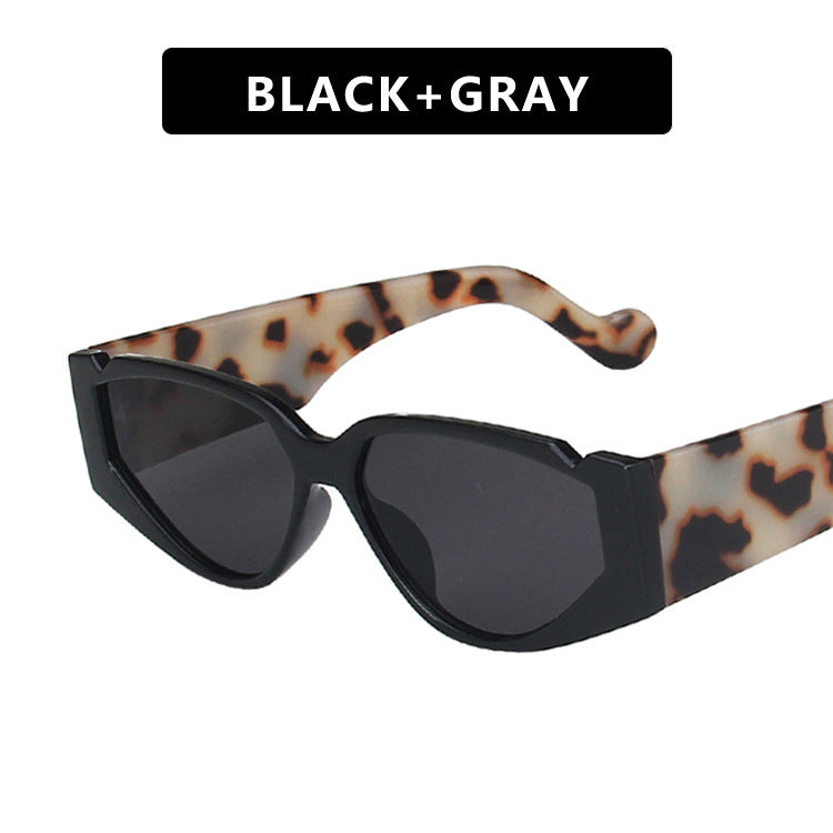 Triangle notch sunglasses with pattern temples 943543770324