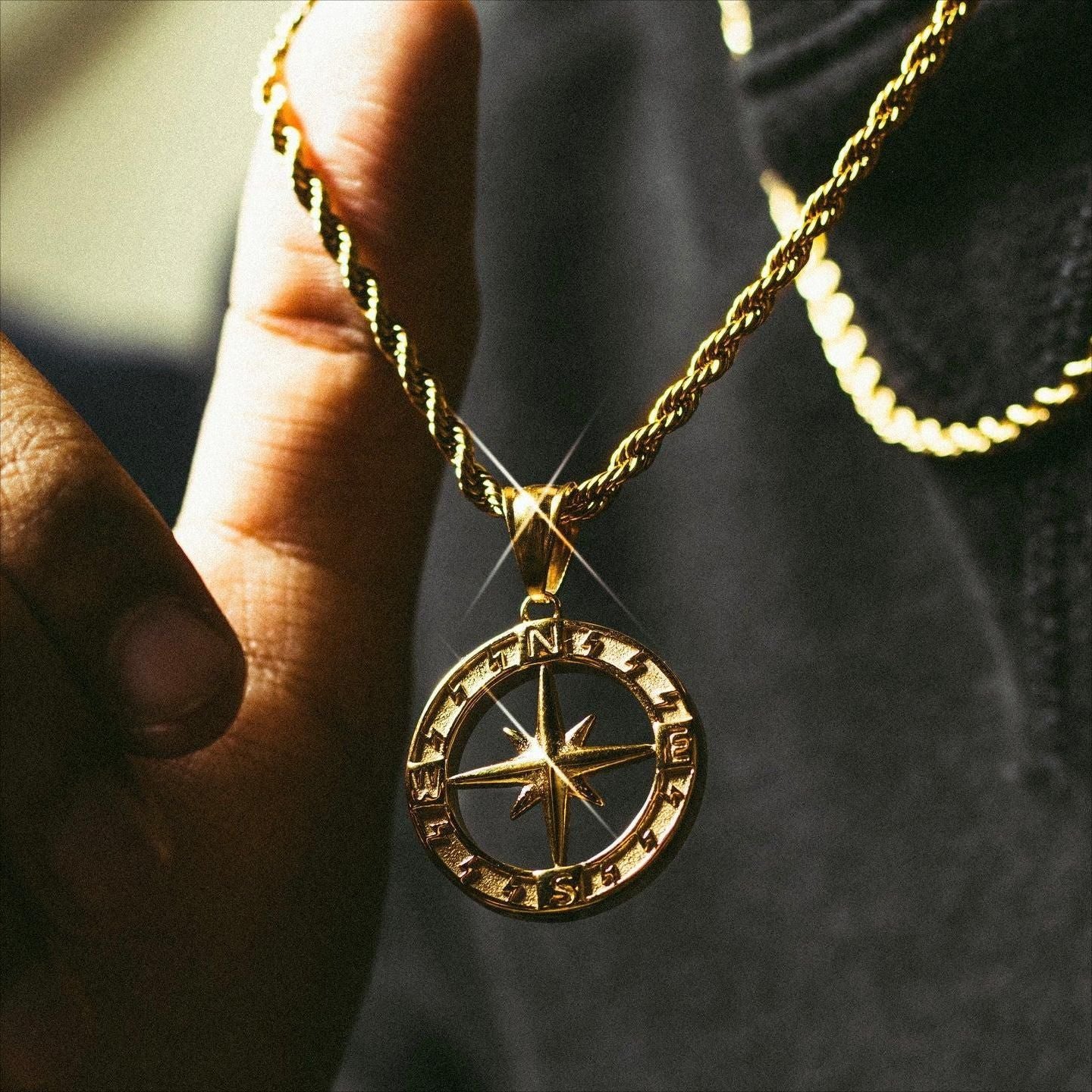 Stainless Steel Compass Circular Necklace 96859a8c 25a0 46c1 bb18 d3cc18ada779