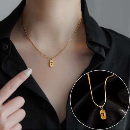 English Number Butterfly Xiaoman Waist Clavicle Necklace 96882155 a305 4473 9cf7 e5105d364903